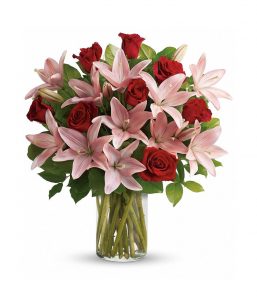 Valentine Romantic Cuddle Love Flowers
