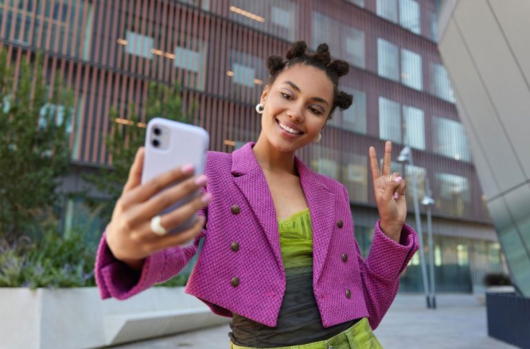 85 Key Sales Statistics That’ll Help You Sell Smarter this Year